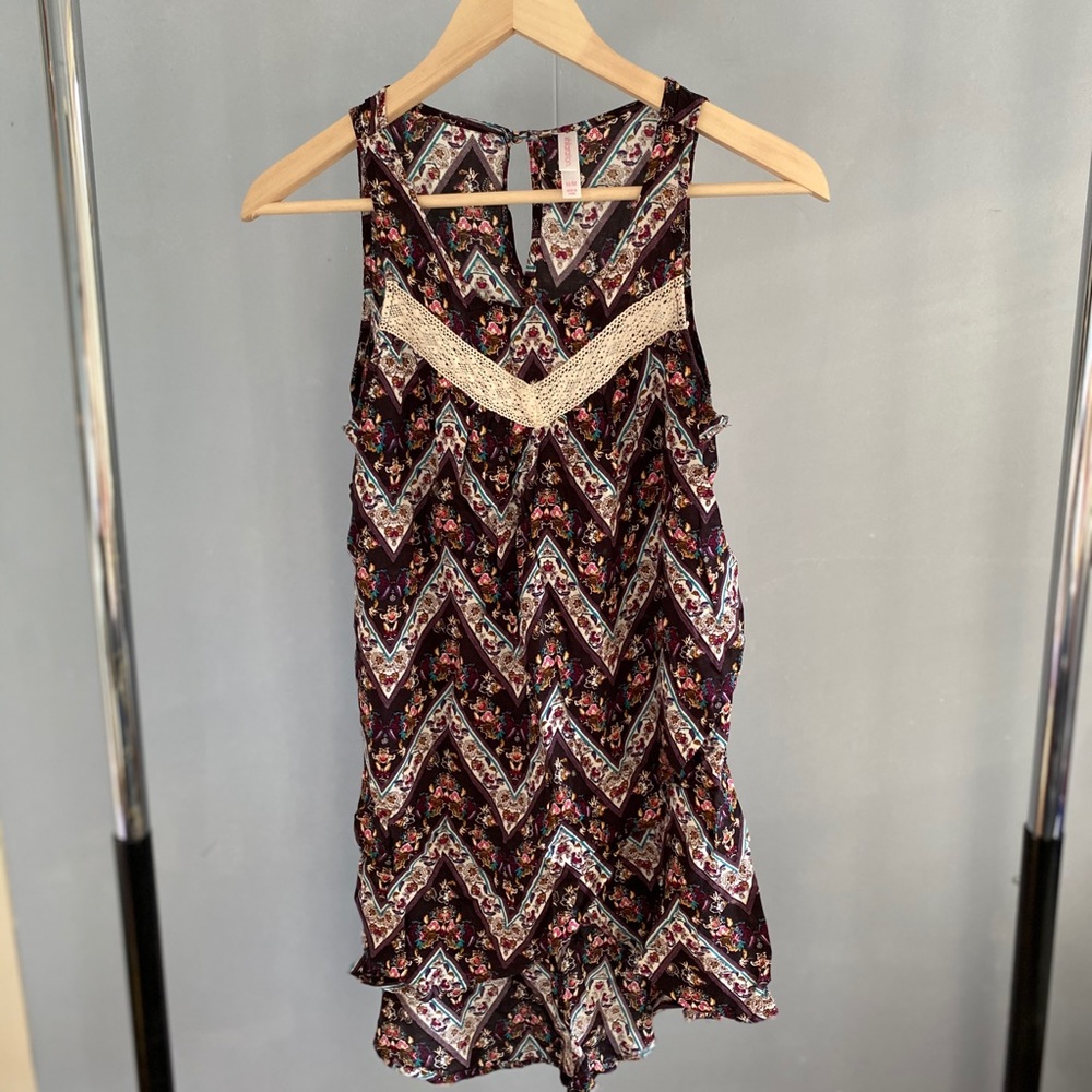 Sleeveless Tunic Top
